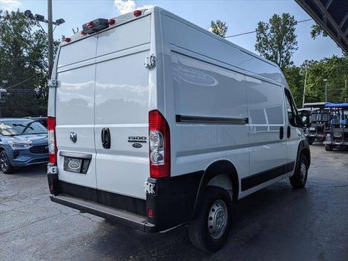 Used 2024 RAM ProMaster 1500 w/ Convenience Group FWD image 3