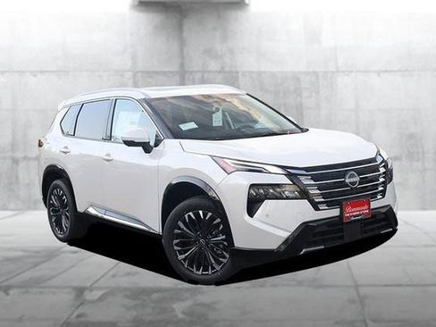 New 2026 Nissan Rogue Platinum image 2