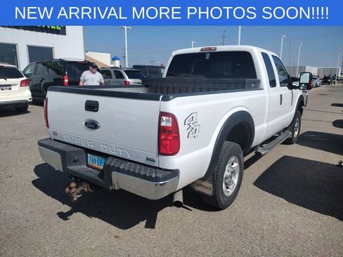Used 2011 Ford F250 XLT w/ XLT Interior Pkg AWD/4WD image 8