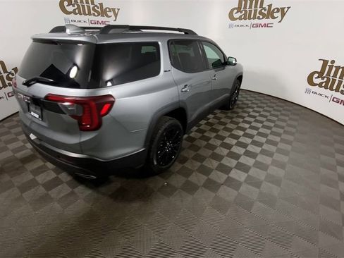 Used 2023 GMC Acadia SLE w/ Driver Convenience Package image 8