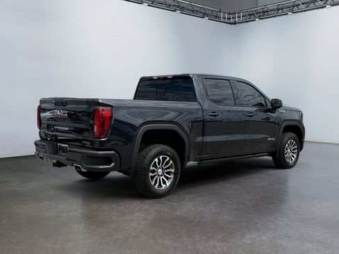 Used 2023 GMC Sierra 1500 AT4 w/ Technology Package AWD/4WD image 3