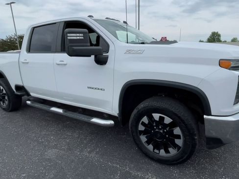 Used 2020 Chevrolet Silverado 2500 LT w/ All Star Edition AWD/4WD image 7