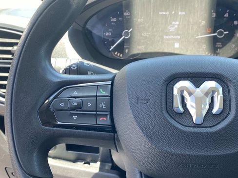 Used 2025 RAM ProMaster 2500 w/ Convenience Group FWD image 33