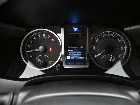 Used 2023 Toyota Tacoma SR5 image 7