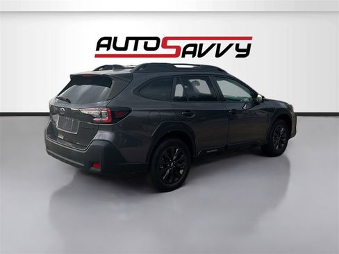 Used 2024 Subaru Outback Onyx Edition image 7