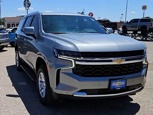 Used 2024 Chevrolet Tahoe LS image 2