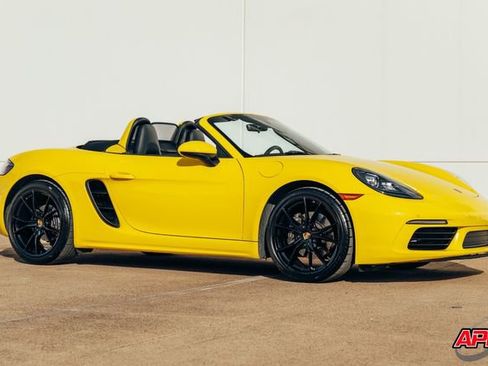 Used 2017 Porsche 718 Boxster image 62