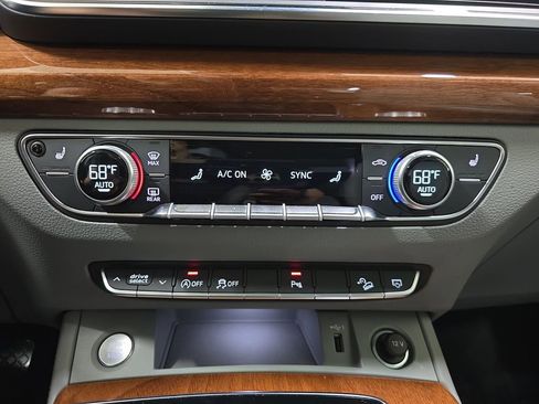 Used 2022 Audi Q5 2.0T Premium Plus w/ Premium Plus Package image 25