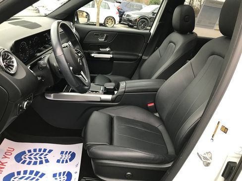 Used 2023 Mercedes-Benz GLB 250 4MATIC image 27