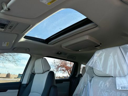 New 2026 Honda Odyssey Elite image 22
