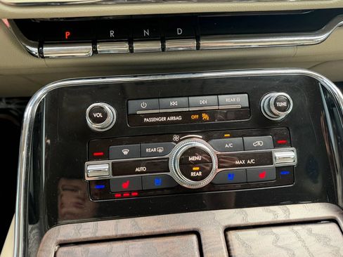 Used 2019 Lincoln Navigator L Reserve w/ Cargo Package image 28