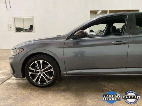 Used 2025 Volkswagen Jetta Sport image 88