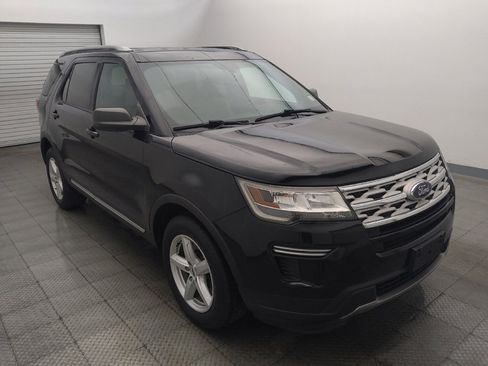 Used 2019 Ford Explorer XLT FWD image 13