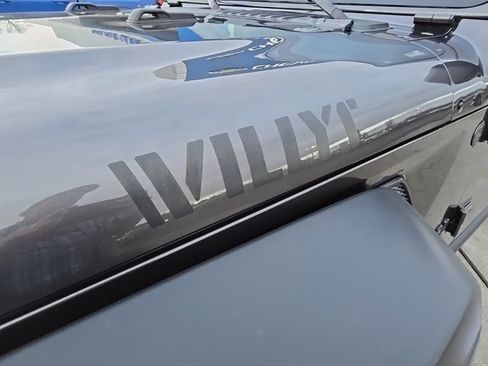 Used 2024 Jeep Wrangler Willys image 31