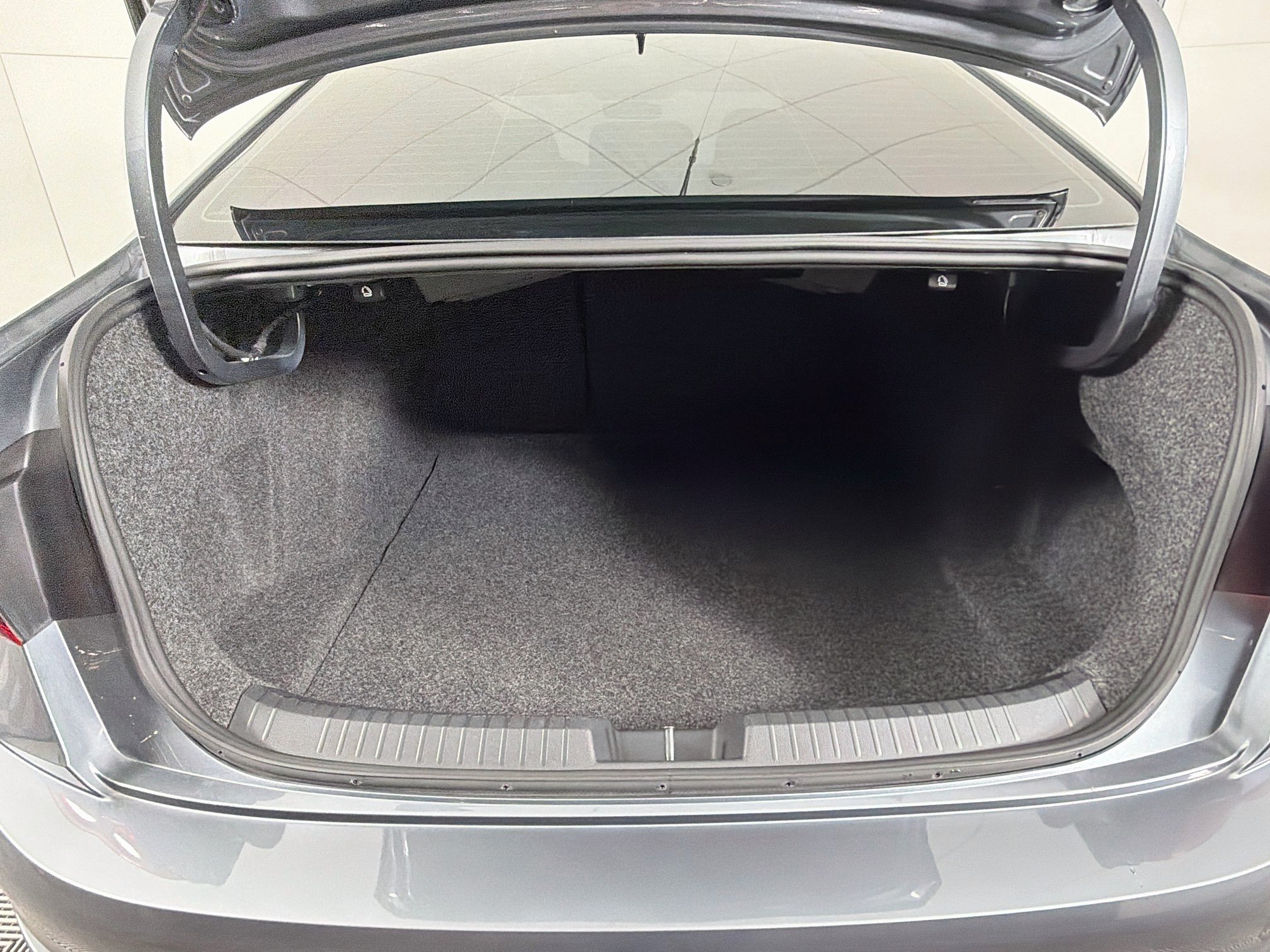 Used 2025 Volkswagen Jetta S FWD image 27