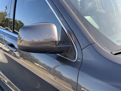 Used 2021 Jeep Grand Cherokee Laredo X image 10