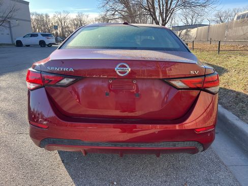Used 2020 Nissan Sentra SV image 6