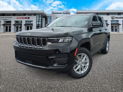 New 2026 Jeep Grand Cherokee Laredo w/ Trailer Tow Package