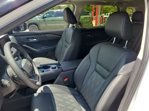 New 2026 Nissan Rogue Platinum AWD/4WD image 21
