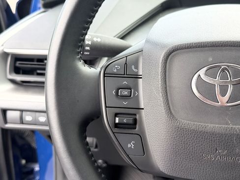 Used 2023 Toyota Prius LE FWD image 17