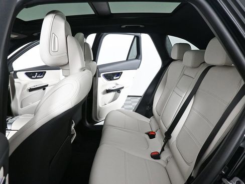 Certified 2024 Mercedes-Benz GLC 300 4MATIC image 18