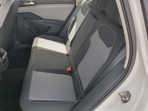 Certified 2023 Volkswagen Taos S FWD image 15