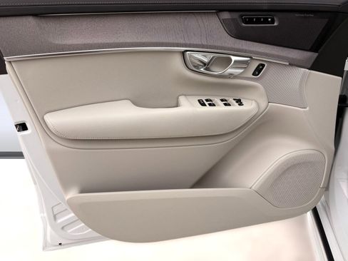 New 2026 Volvo XC90 T8 Ultra image 23