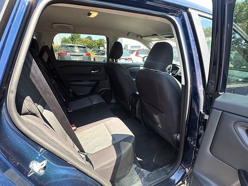 Certified 2025 Nissan Rogue SV AWD/4WD image 27