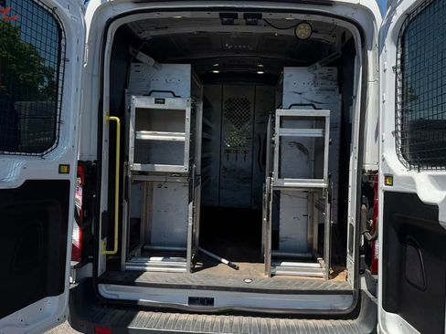 Used 2017 Ford Transit 250 148 Medium Roof w/ Exterior Upgrade Package RWD image 15