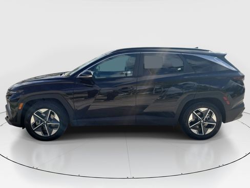 Used 2026 Hyundai Tucson SEL FWD image 4