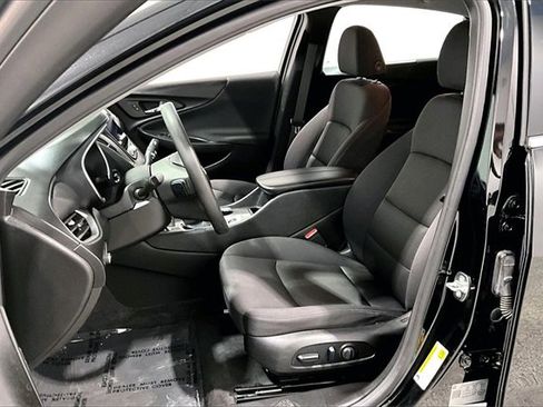 Used 2024 Chevrolet Malibu LT image 21