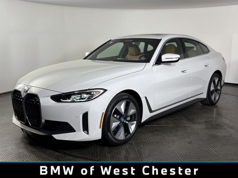 Certified 2023 BMW i4 eDrive35 RWD image 1
