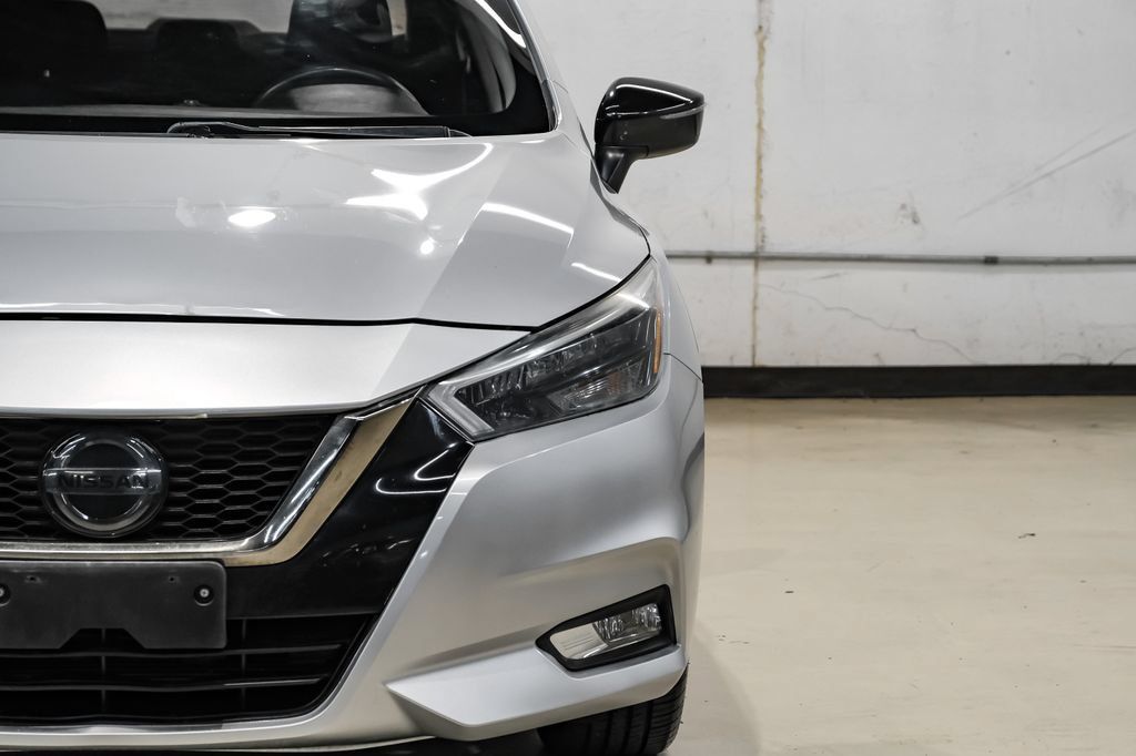 Used 2020 Nissan Versa SR FWD image 42