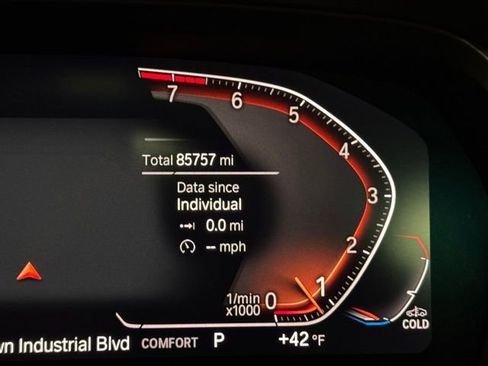 Used 2020 BMW X5 sDrive40i w/ M Sport Package image 17