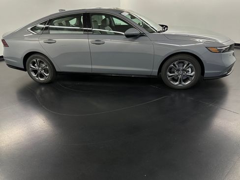New 2026 Honda Accord EX-L image 6
