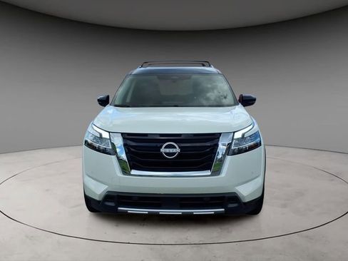 Certified 2023 Nissan Pathfinder SL w/ SL Premium Package AWD/4WD image 16
