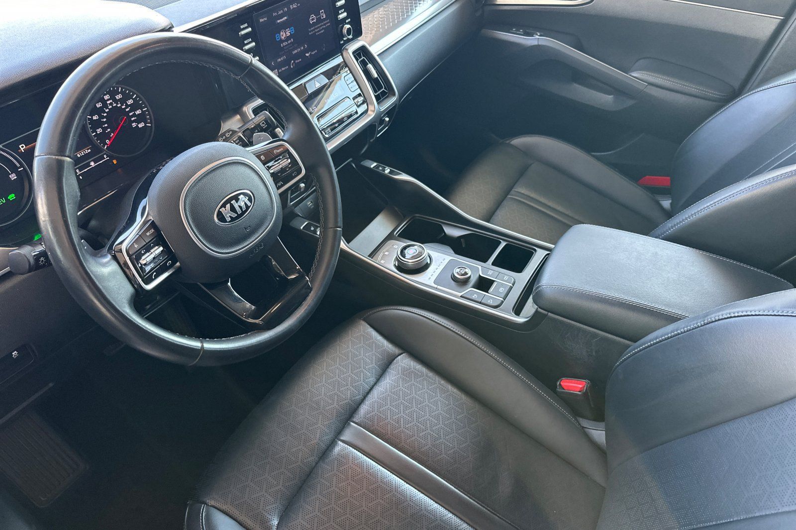 Used 2021 Kia Sorento S FWD image 9