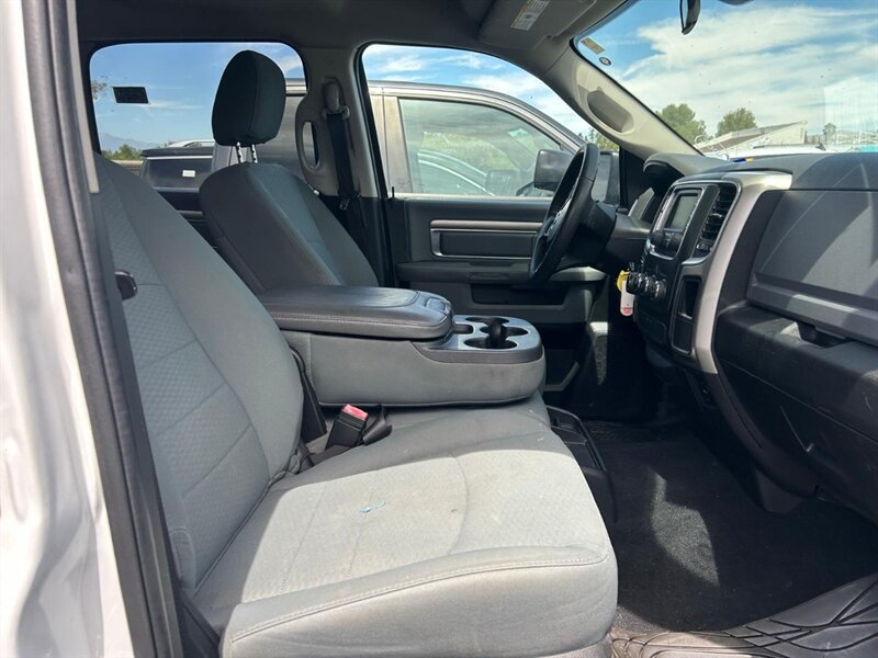 Used 2020 RAM 1500 Classic SLT RWD image 22