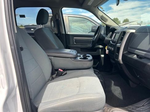 Used 2020 RAM 1500 Classic SLT RWD image 22
