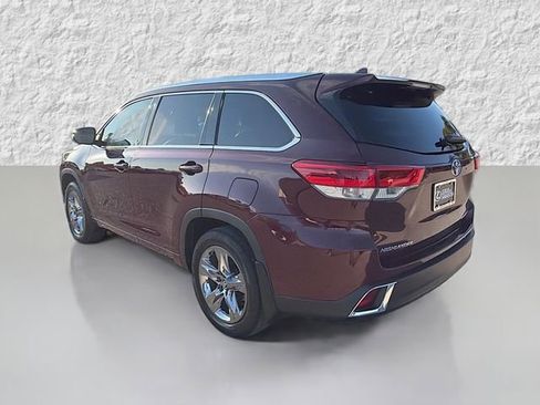 Used 2019 Toyota Highlander Limited image 5