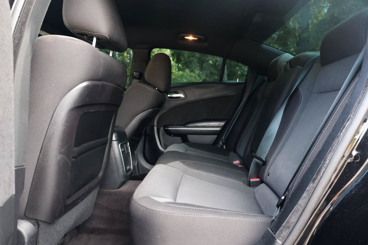 Used 2017 Dodge Charger R/T RWD image 18