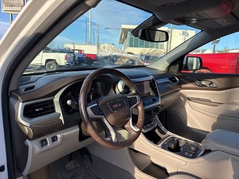 Used 2022 GMC Acadia SLT w/ Preferred Package image 24