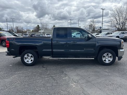 Used 2018 Chevrolet Silverado 1500 LT w/ All Star Edition AWD/4WD image 2