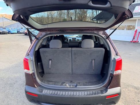 Used 2013 Kia Sorento LX w/ Convenience Pkg image 27