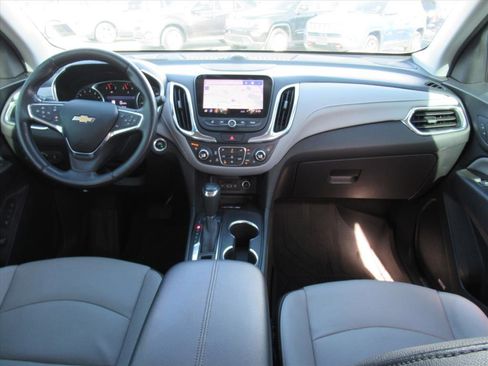 Used 2021 Chevrolet Equinox Premier image 10