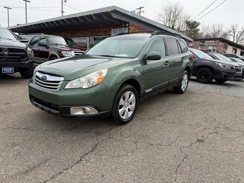 Used 2012 Subaru Outback 2.5i Premium w/ All-Weather Pkg image 7