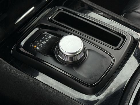 Used 2023 Chrysler 300 S image 19