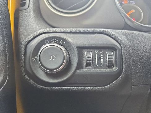 Certified 2020 Jeep Wrangler Unlimited Sport AWD/4WD image 11
