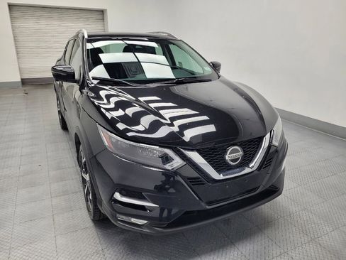 Used 2022 Nissan Rogue Sport SL w/ Premium Package FWD image 14