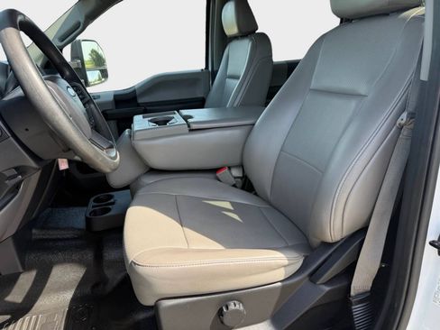 Used 2019 Ford F250 XL w/ Power Equipment Group AWD/4WD image 7